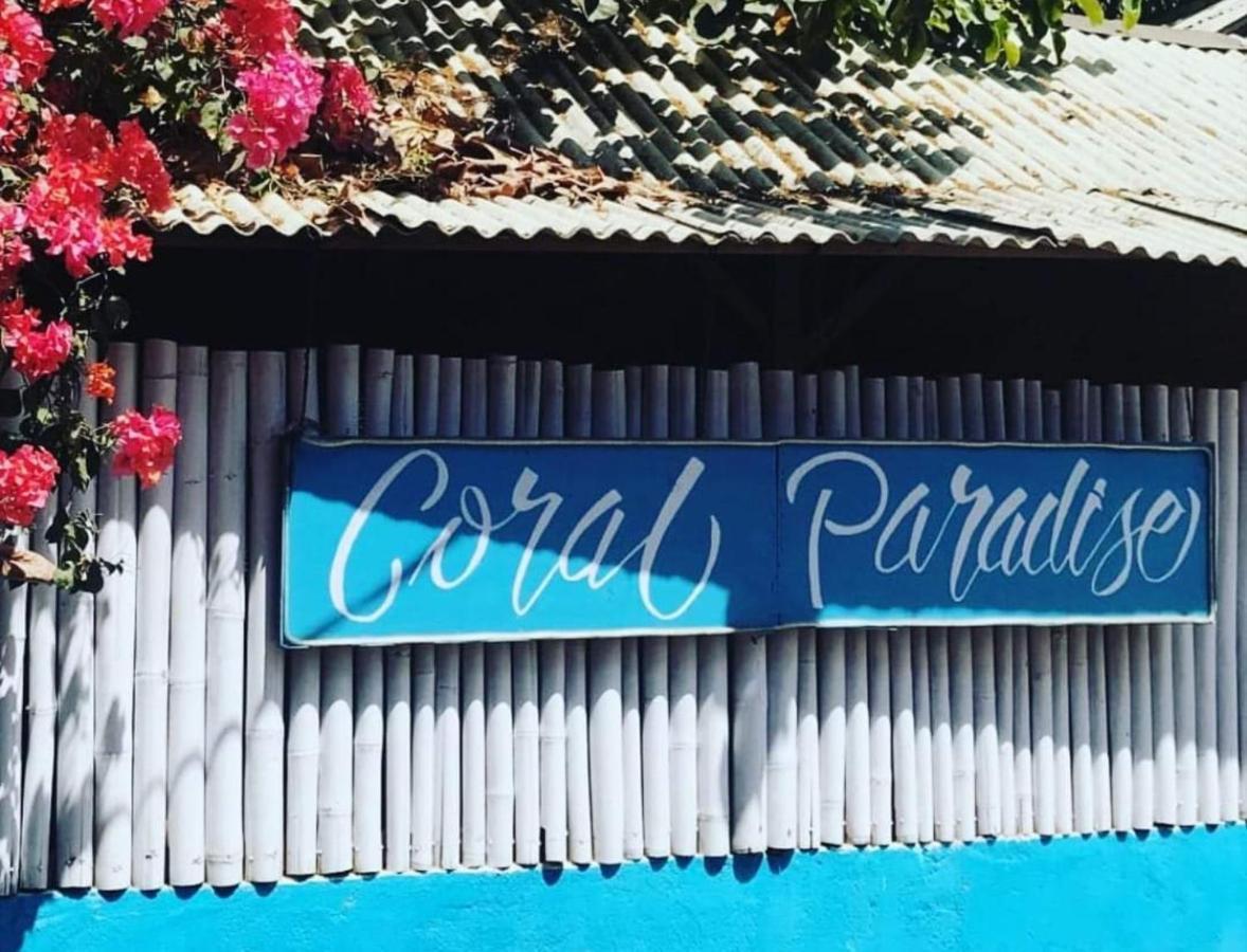 Coral Paradise Apartment Quần đảo Gili Ngoại thất bức ảnh